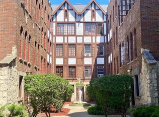 2548-58 W Fitch Ave, Chicago, IL 60645