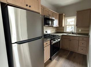 21 Jones St, Fall River, MA 02720