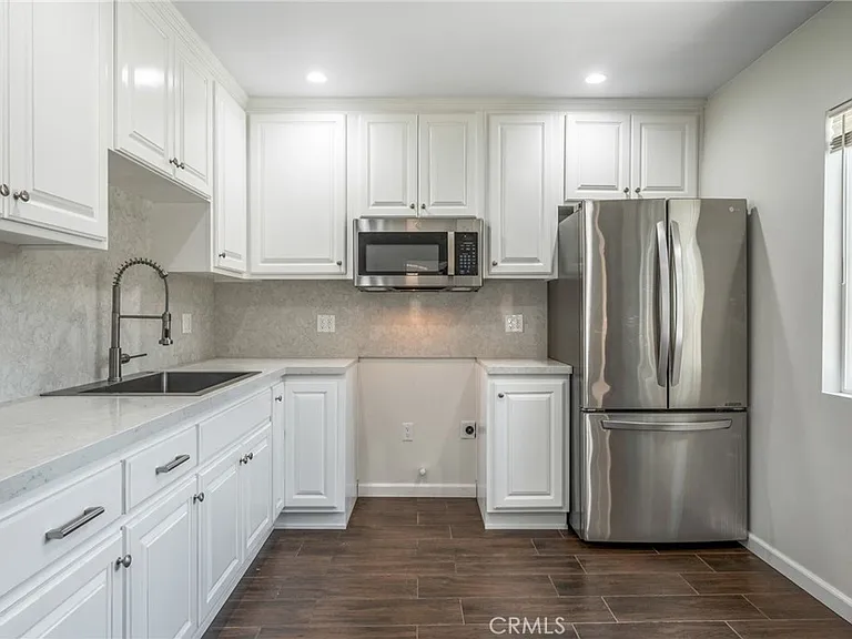 10972 McKinley Ave #1/2 — Photo 7