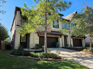 14 Jonquil Pl, Tomball, TX 77375