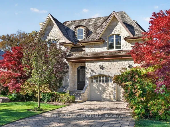 110 Munro Blvd, Toronto, ON M2P 1C6