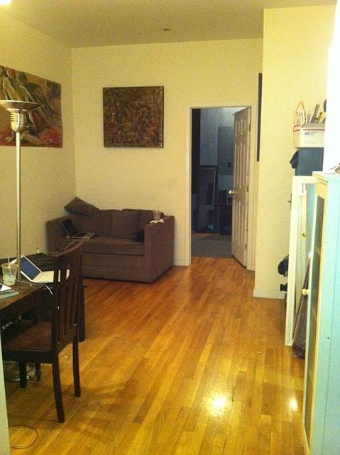 2nd image of 638 E 14th St APT 4