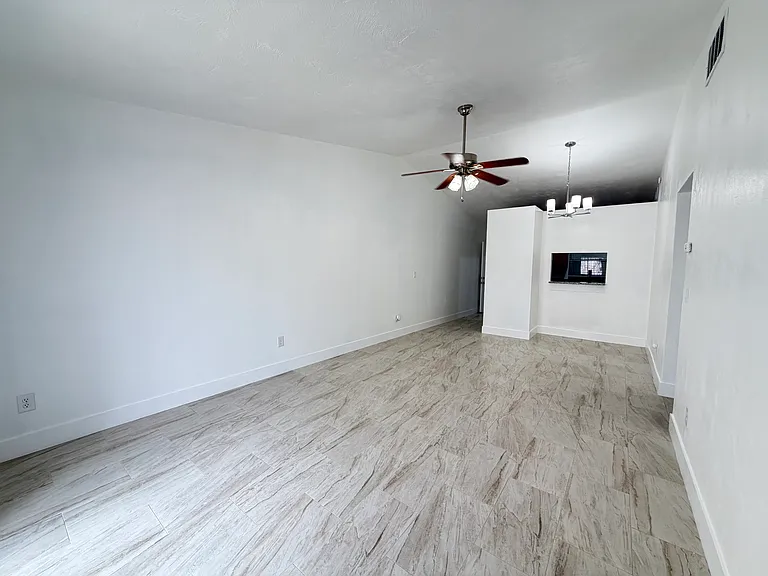 1672 Espanola Ave #1672 — Photo 5