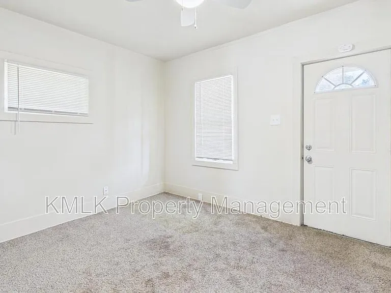 534 Gage St — Photo 8