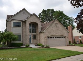 1649 Millbrook Rd, Canton, MI 48188