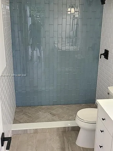 100 Golden Isles Dr #409 — Photo 10
