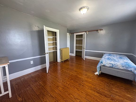2nd image of 19 E Hoyle St #2