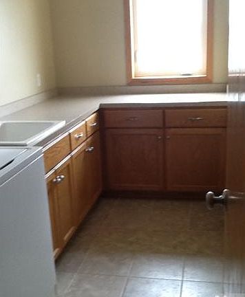 4th image of 3251 224th St W