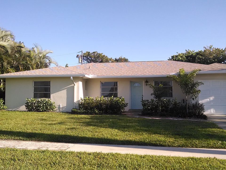 1st image of 364 Tequesta Dr