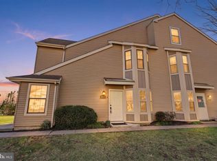 2014 Barry Ct, Holland, PA