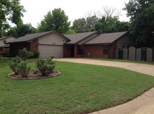 1910 Old Post Rd, Enid, OK 73703