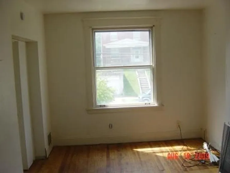 706 Trenton Ave — Photo 6
