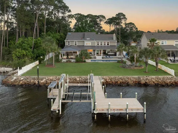 2950 Coral Strip Pkwy, Gulf Breeze, FL 32563