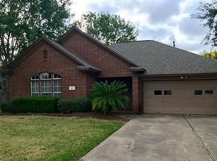 55 Habanero Ct, Lake Jackson, TX 77566
