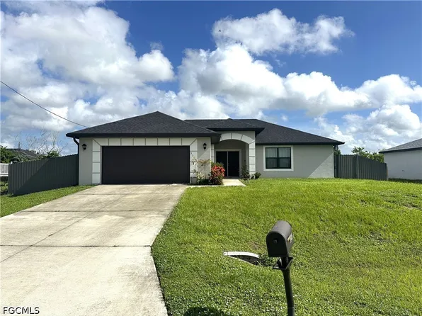 3308 37th St SW, Lehigh Acres, FL 33976