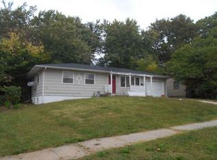 808 SE 36th St, Topeka, KS 66605
