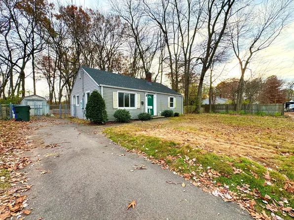 260 Woodycrest Drive, East Hartford, CT 06118