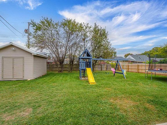 5th image of 2509 Dartmouth Dr