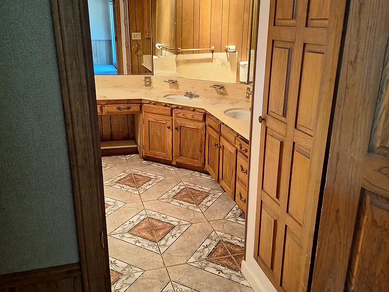 3613 NE 11th Ave — Photo 13