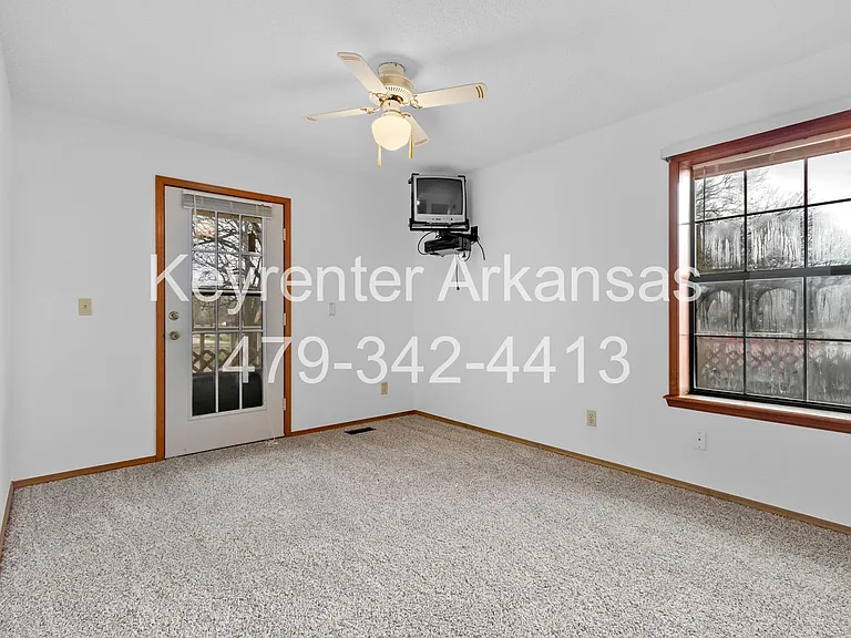 12405 Bethel Blacktop Rd — Photo 16