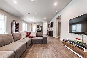 13944 Great Pines Ct — Photo 4