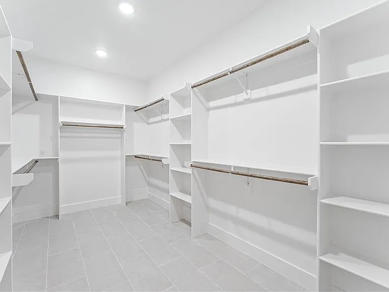 16 Celtic Dr — Photo 16
