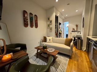 26 Van Dam St #1, Brooklyn, NY 11222