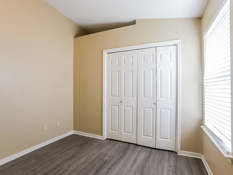 7706 Ellis Dr — Photo 13