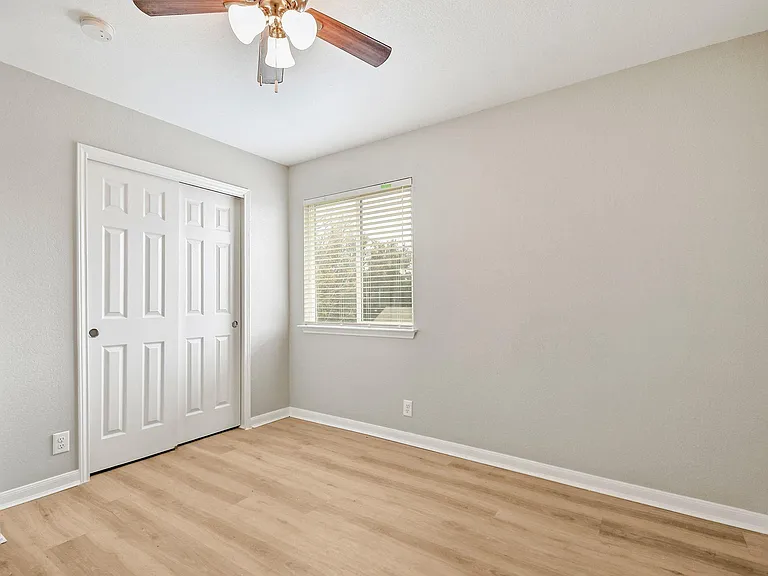 1030 Birdsong Ln — Photo 10