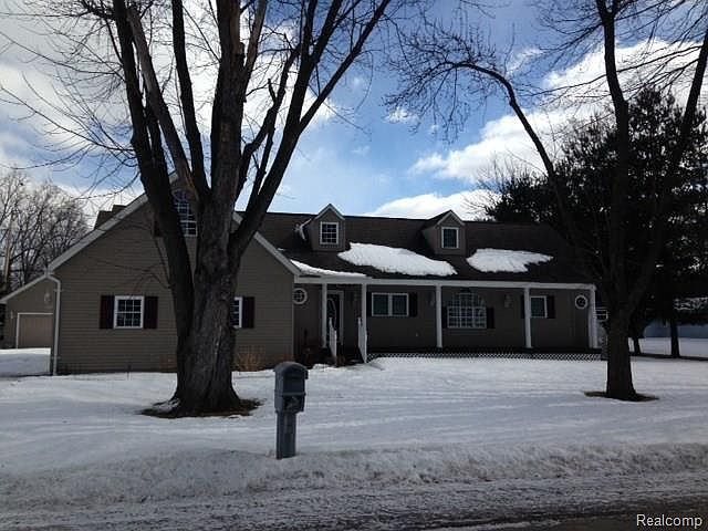1st image of 9295 Glenis St