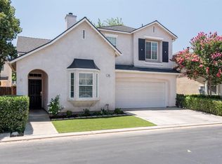 738 W Bordeaux Ln, Clovis, CA
