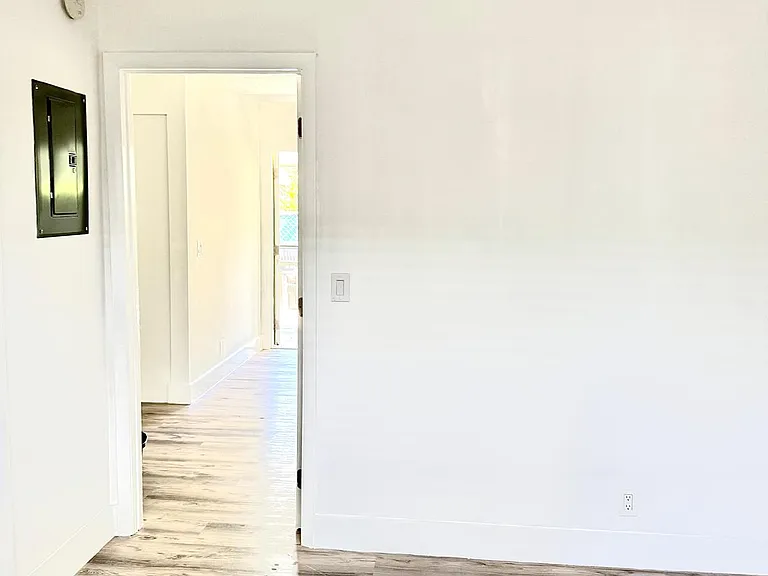 1008 18th Ave N #1 — Photo 12