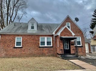 172 2nd Ave, West Haven, CT 06516