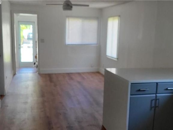 4th image of 1040 NW 2nd Ave