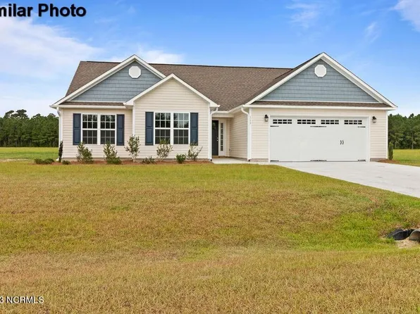 309 Windmill Light Way, Sneads Ferry, NC 28460