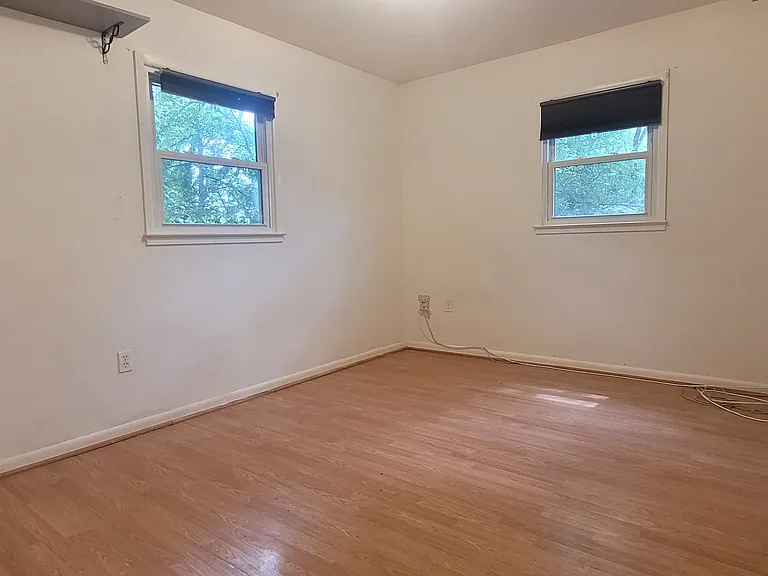 4419 Kentmore Dr — Photo 22