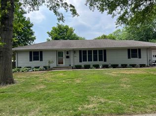 1269 S Salt Pond Ave, Marshall, MO 65340