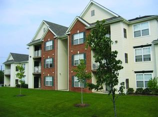 100 Roosevelt Ave, Carteret, NJ 07008