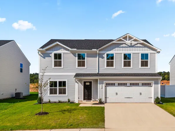 422 Rosewood Dr, Sanford, NC 27330