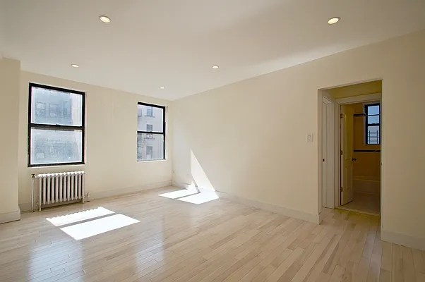 Rented by Compass | media 6