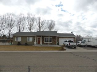 5040 Jacobsen Dr, Winnemucca, NV 89445