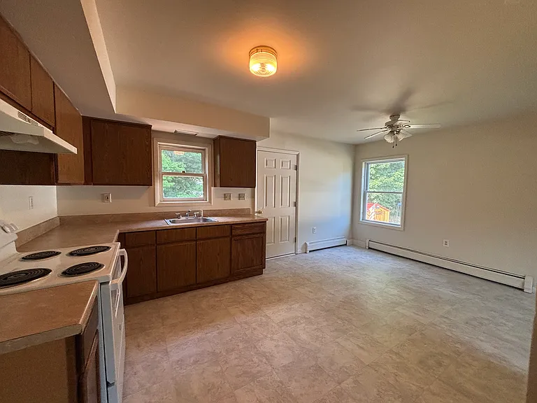 59 Marc Ln #A — Photo 9