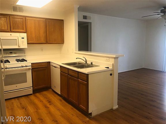 5th image of 5223 Caspian Springs Dr Unit 201