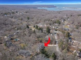 52 Pardam Knoll Rd, Miller Place, NY 11764