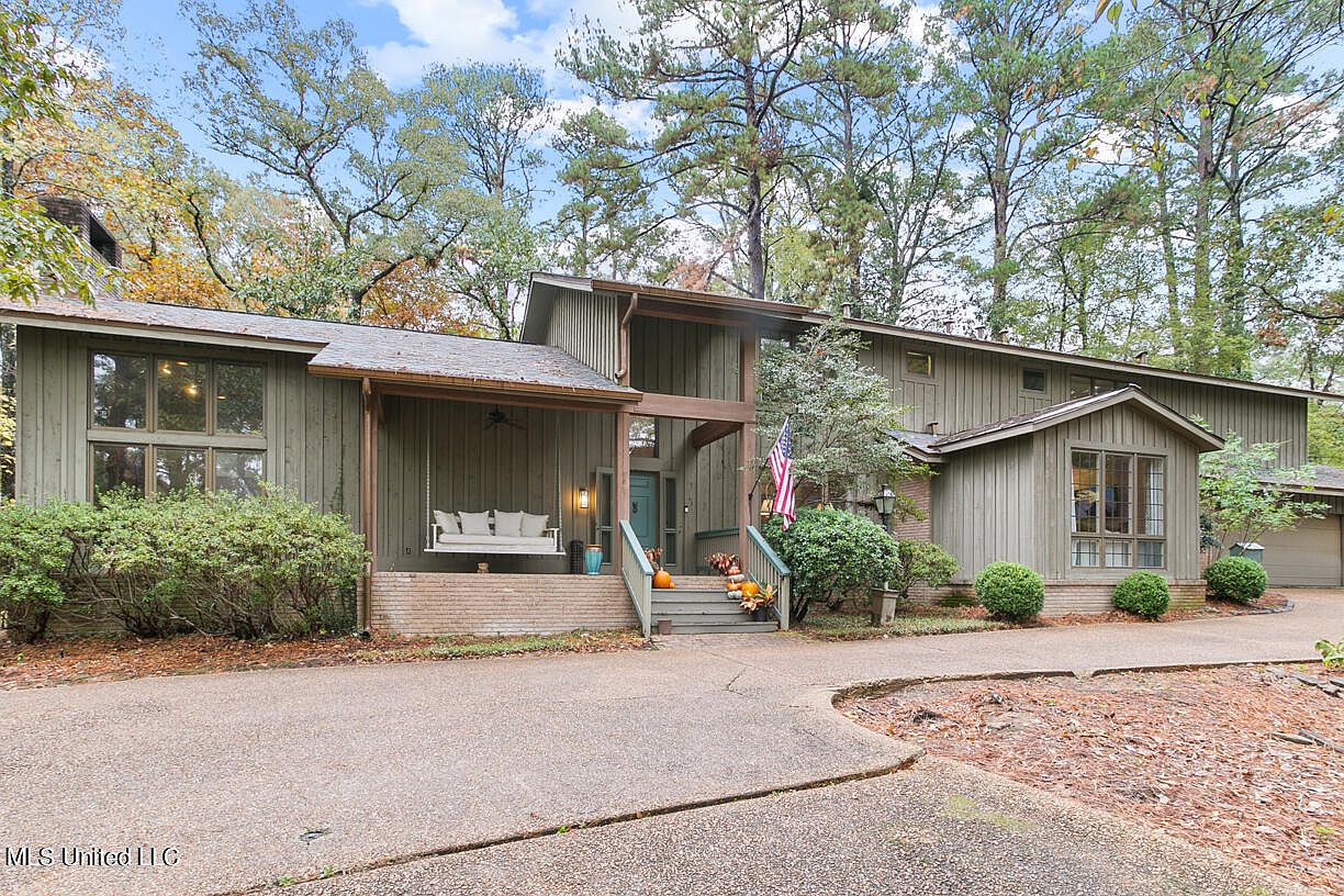 3956 Greentree Pl, Jackson, MS 39211 MLS 4070824 Zillow