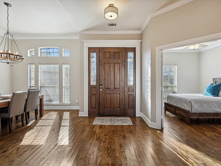 3312 Sycamore Dr — Photo 7