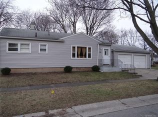 130 Robin St, Rochester, NY 14613
