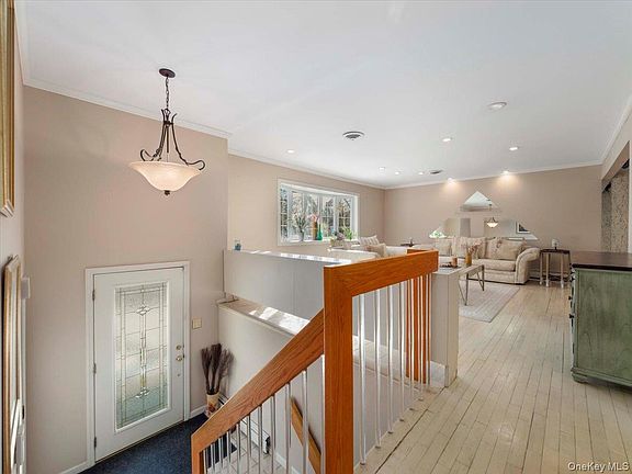 4th image of 13 Razel Avenue