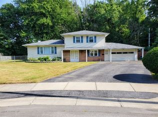 123 Medallion Cir, Rochester, NY 14626