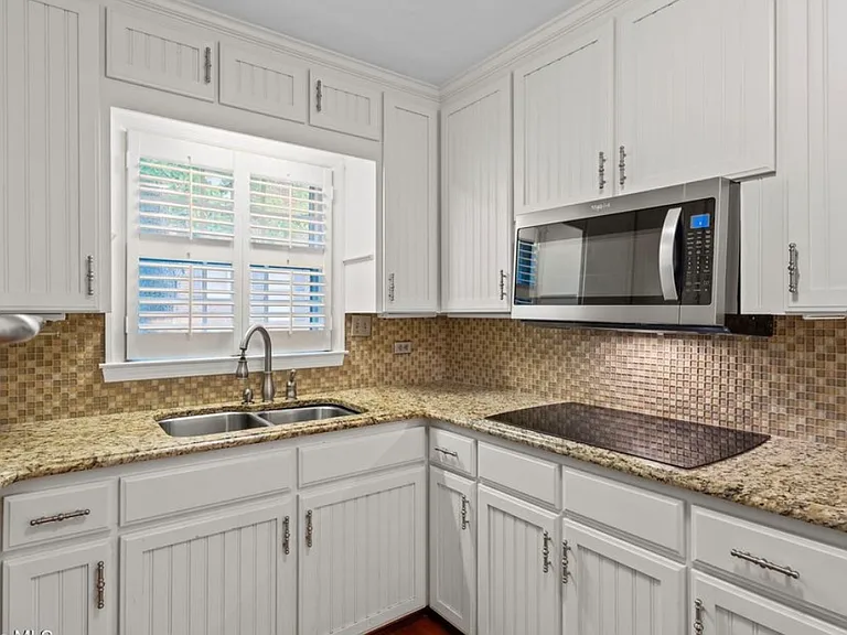 503 Scotland Ave — Photo 11